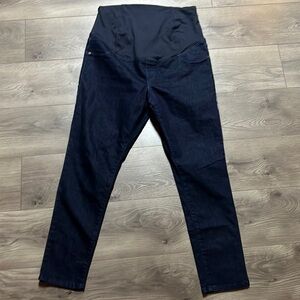 Like new maternity jeggings. Isabel maternity
